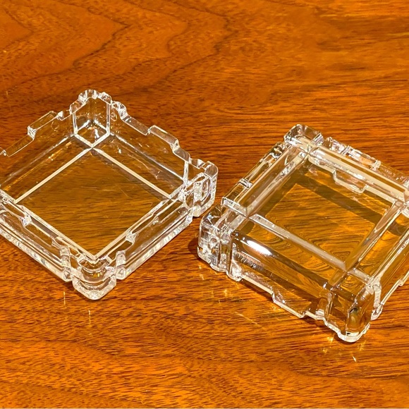 Toscany Crystal Trinket Box 3 1/4 inch - Picture 2 of 2